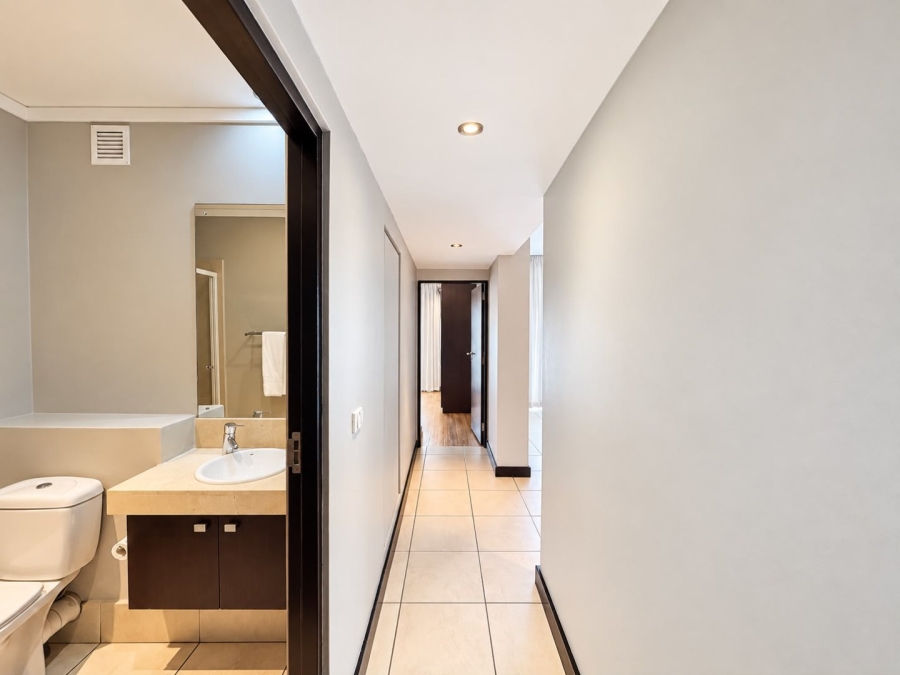 2 Bedroom Property for Sale in Cape Town City Centre Western Cape